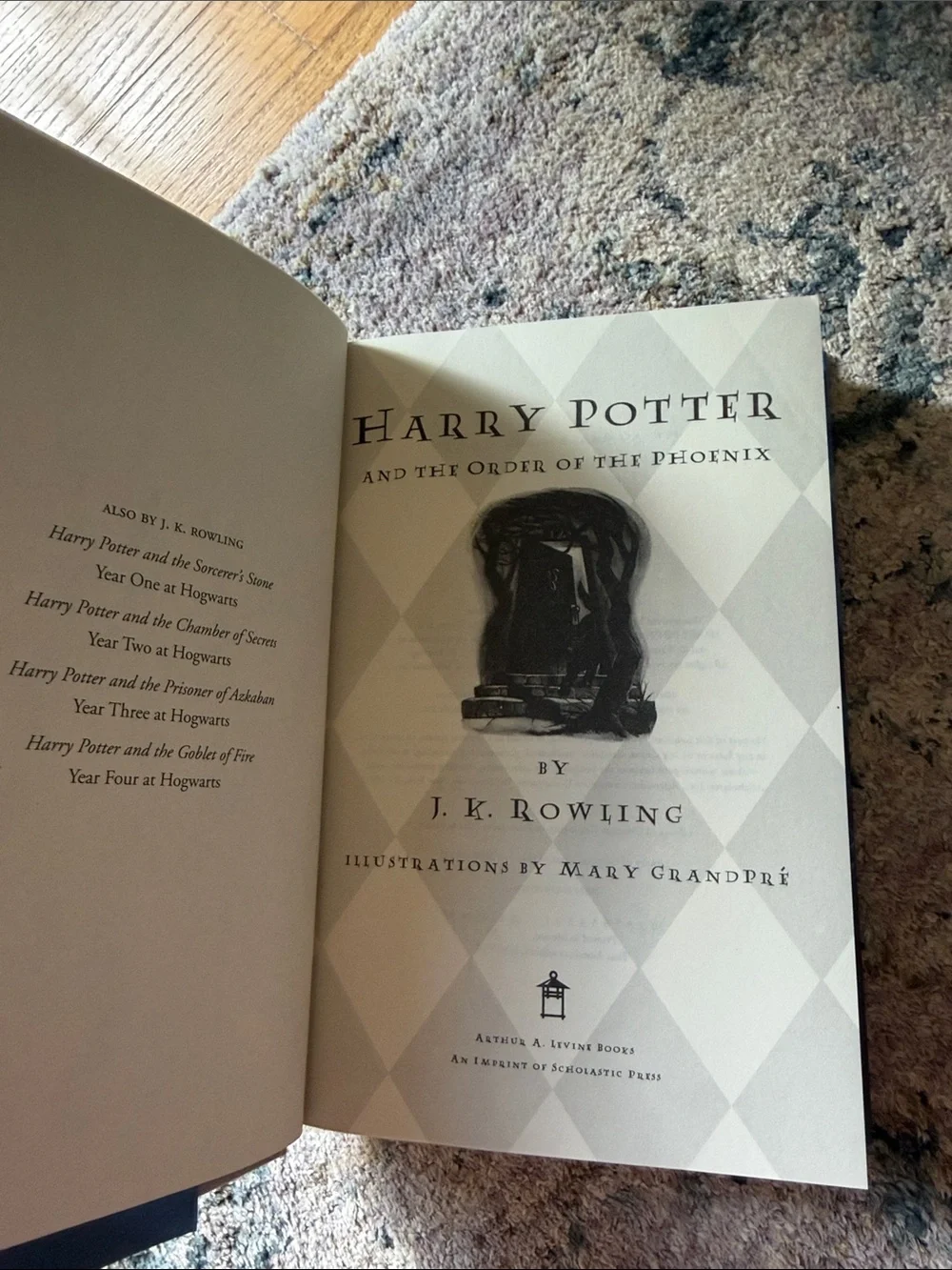 Harry Potter And the Order of the Phoenix 1st first American Edition Hard Cover